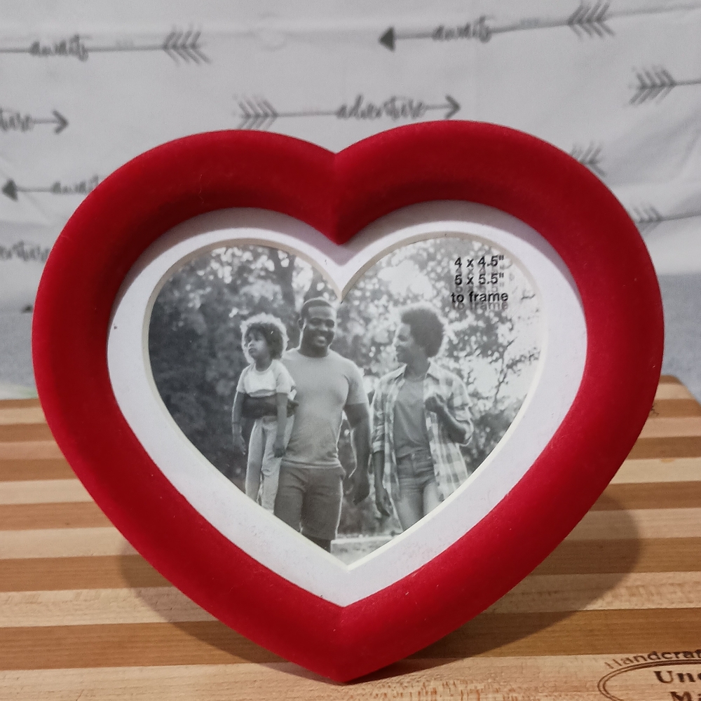 Heartfelt Red Photo Frame
